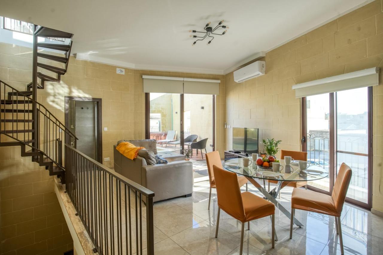 Narcisa - Luxury 3Br Traditional House With Pool, Cinema & Hot Tub Xaghra Bagian luar foto